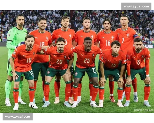 全球足球联赛大比拼：顶级联赛、明星球员与战术演绎的完美交织